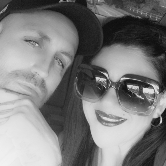 Meet your Posher, The Dirty Little Housewife, "G" - Picture 4 of 6